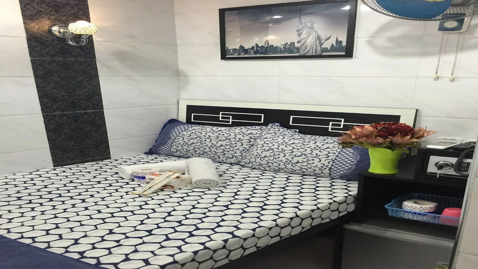 Skystar Hostel Hong Kong 0*,  China